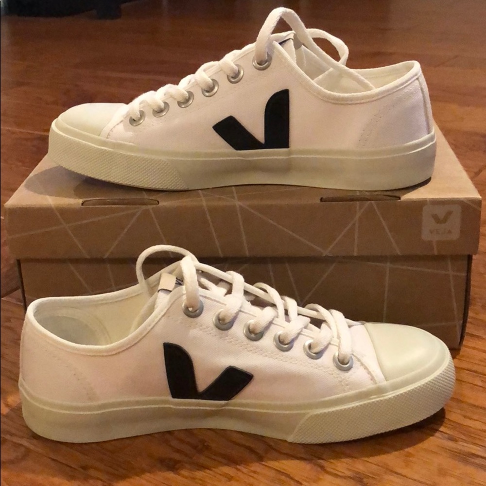 VEJA Wata Canvas Sneakers (Brand NEW!!!)